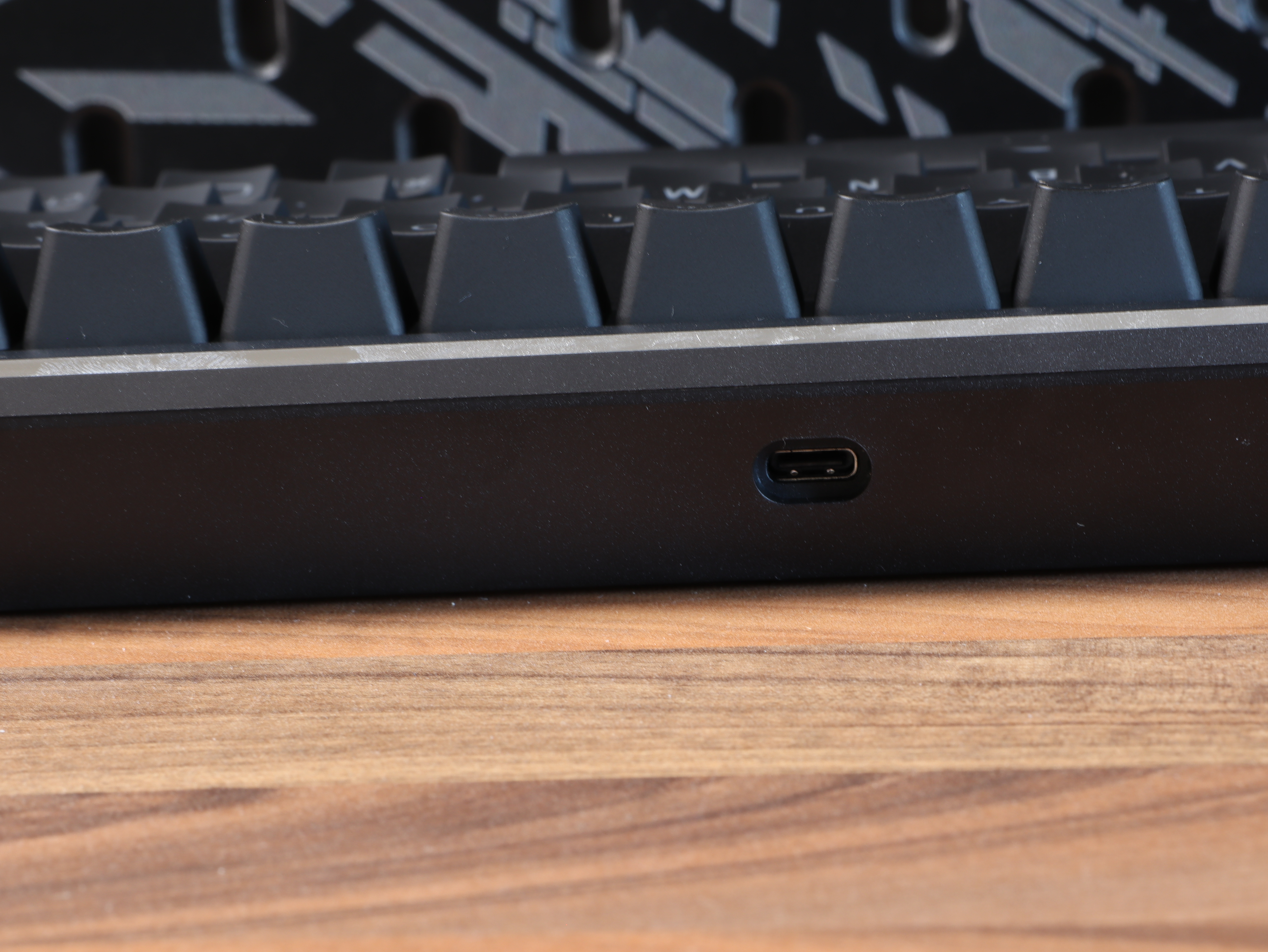 kailh CK720 Tastaturkühler kabelgebundene RGB-Tastatur TKL Multimedia V2 Master 65 % Kabelspiel.JPG